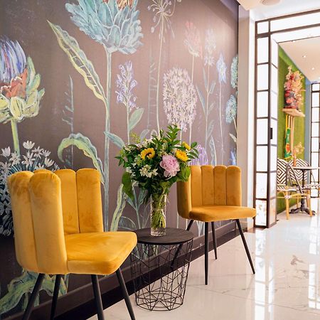 Ibis Styles Paris Batignolles Hotel Exterior photo